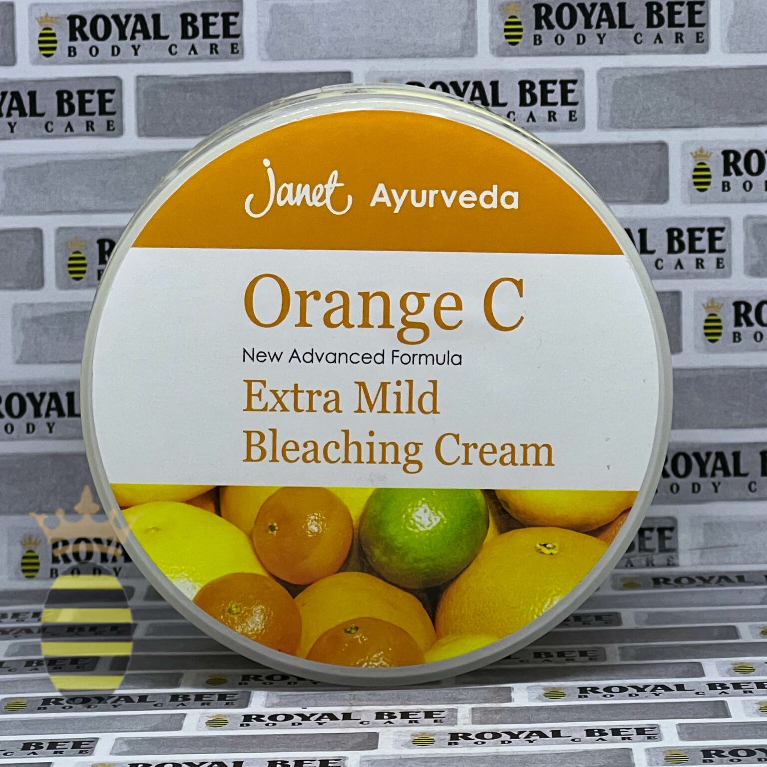 janet-orange-c-bleaching-cream-225ml-royal-bee-body-care